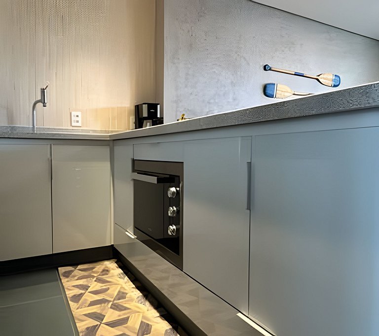 Refúgio na Praia • Vista Mar • Mesa Frente Mar