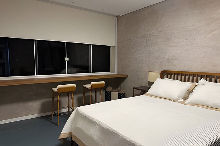 Refúgio na Praia • Vista Mar • Mesa Frente Mar