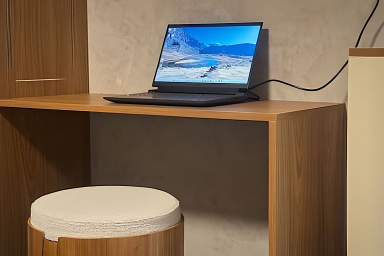 Refúgio na Praia • Vista Mar • Mesa Frente Mar