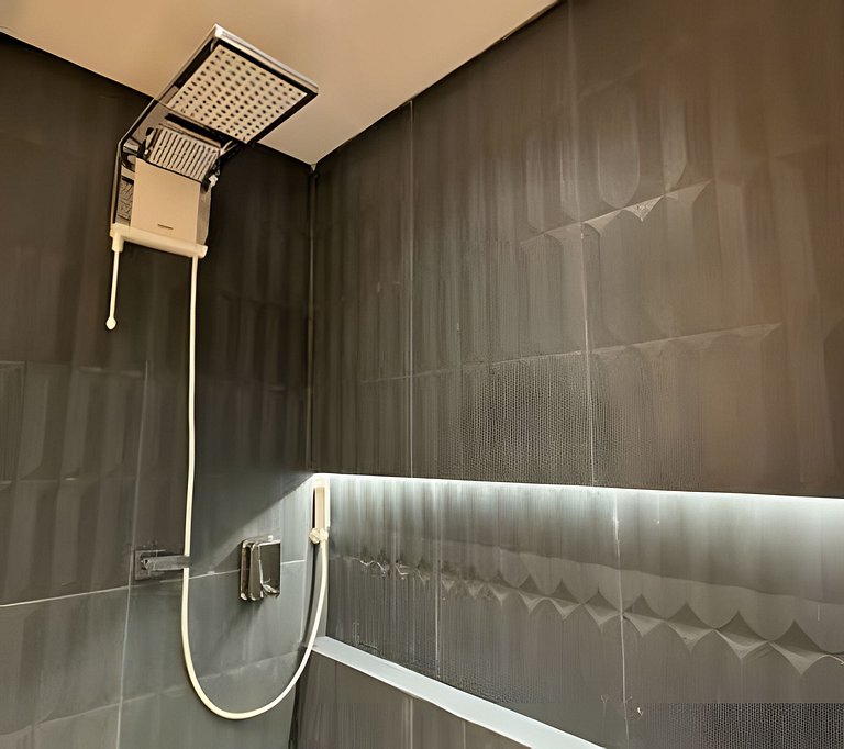 Refúgio na Praia • Vista Mar • Mesa Frente Mar