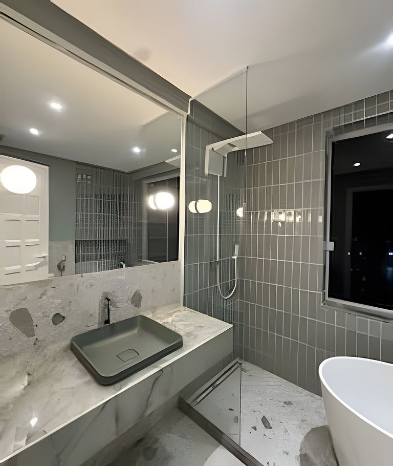 Vista Mar Incrível • Banheira c/Vista • Ar + Lava