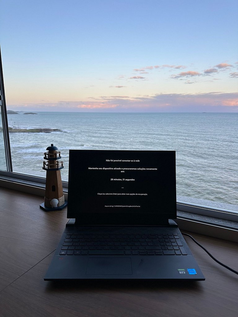 Refúgio na Praia • Vista Mar • Mesa Frente Mar